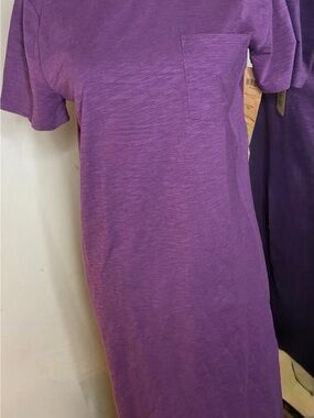 Duluth Trading Co Mauve Crewneck Tee dress with convenient and discreet pockets.